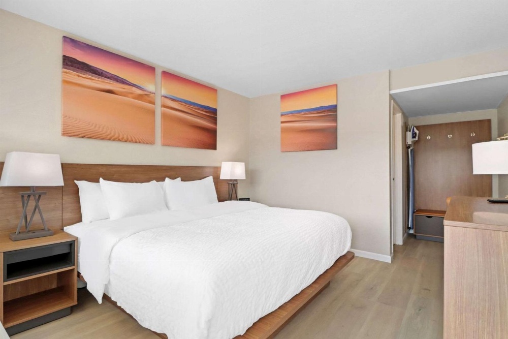 Clarion Pointe Ridgecrest Near China Lake Naval Station Main image